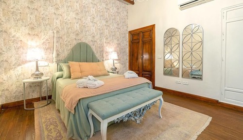 Double Room (Mezzanine)