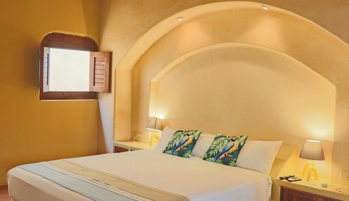 Deluxe Studio Suite