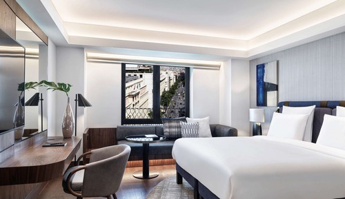 Deluxe Room, 1 King Bed