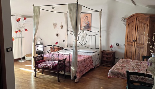 Junior Room