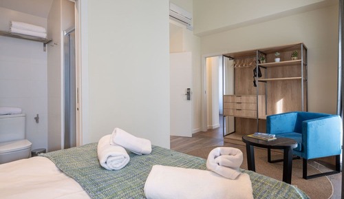 Deluxe Apartment