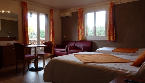 Triple Room