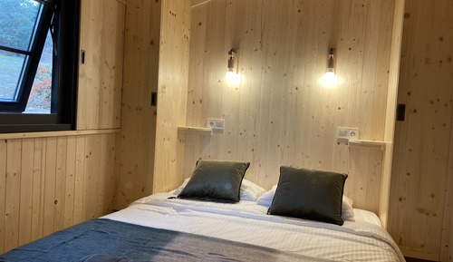 Family Cabin, 2 Bedrooms, Hot Tub
