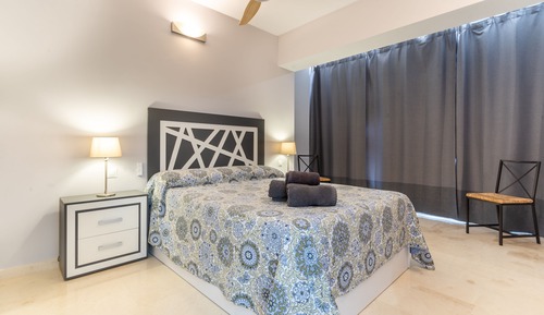 Club Apartment