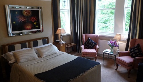 Superior Double Room, Ensuite, Garden View