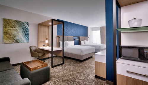 Suite, 2 Queen Beds (Mobility/Hearing Access, Roll-In Shwr)