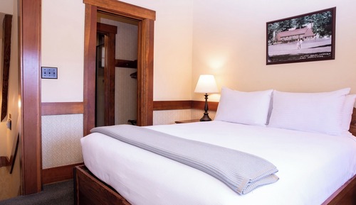 Open Chalet, 2 Bedrooms, 2 Bathrooms
