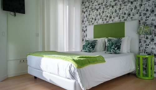 Deluxe Double Room, 1 Double Bed with Sofa bed, Balcony, Sea View
