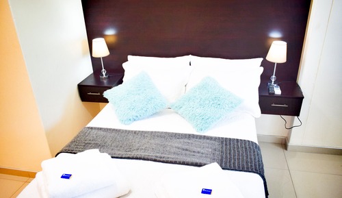 Deluxe Double Room (4)