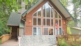 Cabin (Moose Manor)