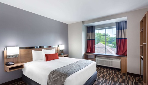 Studio Suite, 1 Queen Bed, Non Smoking