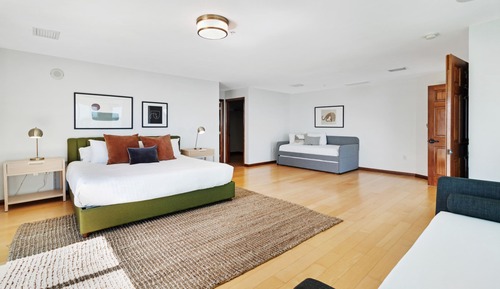 6 Bedroom Penthouse