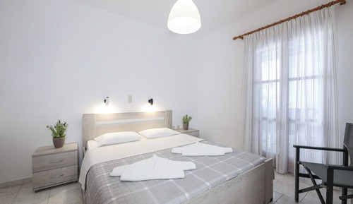Standard Triple Room, Sea View