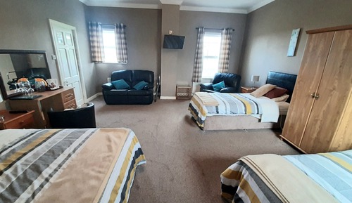 Family Room, Partial Sea View