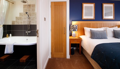 Double or Twin Room (Room 2)