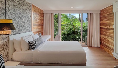 Toucanet Downstairs Rooms - 2 Queen Beds