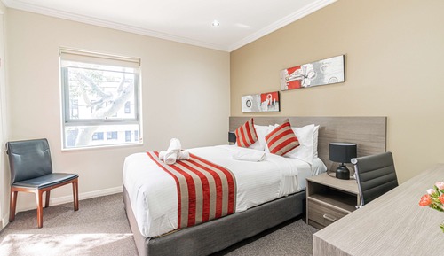 Deluxe Room, 1 Queen Bed, Non Smoking, Balcony