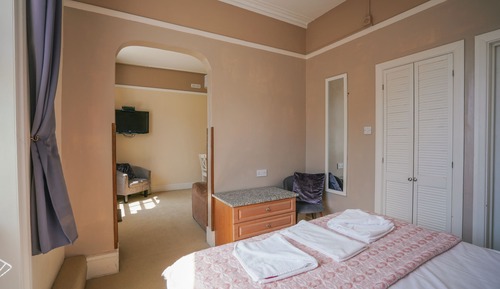 Deluxe Double Room, Ensuite, City View (Deluxe Double )