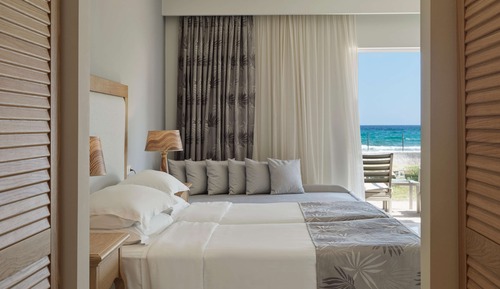 Premium Bungalow, Beach View