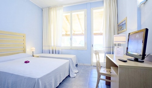 Classic Triple Room