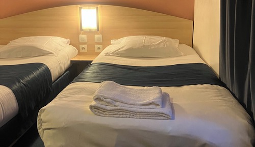 Standard Room, 2 Twin Beds