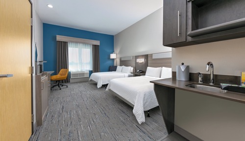 Standard Room, 2 Queen Beds, Accessible (Mobility, Roll-In Shower)