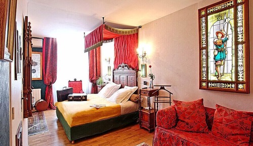 Deluxe Triple Room
