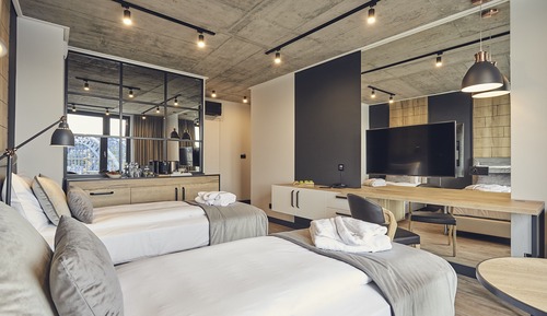 Superior Room, 2 Twin Beds, River View