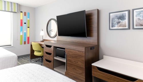 Studio, 2 Queen Beds, Accessible, Bathtub (Mobility & Hearing)