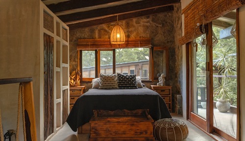 Deluxe Studio Suite