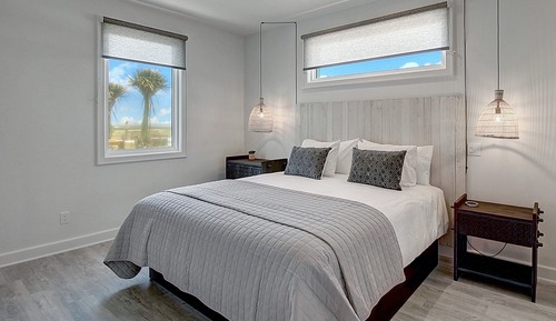 Deluxe Room, Multiple Beds, Beach View
