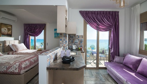Deluxe Room, Sea View (2)