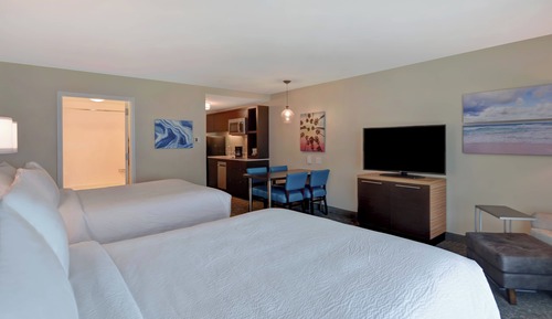 Studio, 2 Queen Beds (Mobility Accessible, Tub)