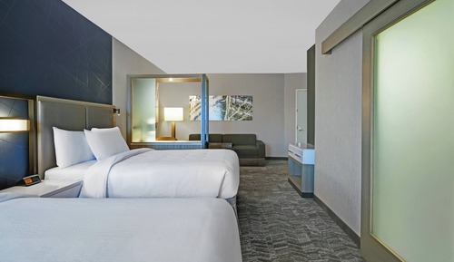 Suite, Multiple Beds