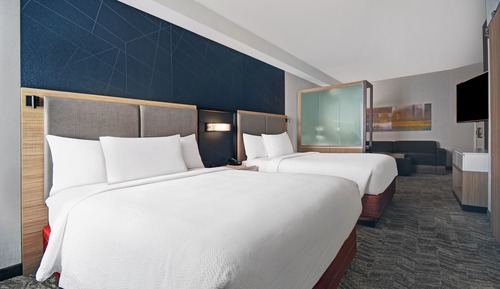 Suite, Multiple Beds (Mobility Accessible, Tub)