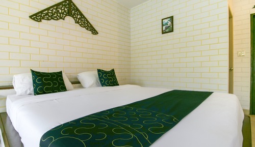 Superior Double Room, Pool Access