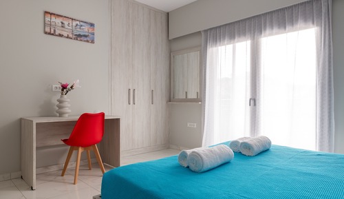 Luxury Apartment, 2 Bedrooms, Mountain View (Ariadne)