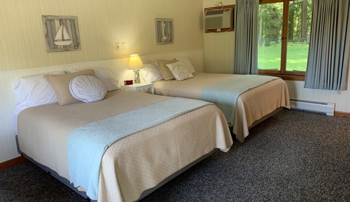 Deluxe Room, 2 Queen Beds with Kitchenette