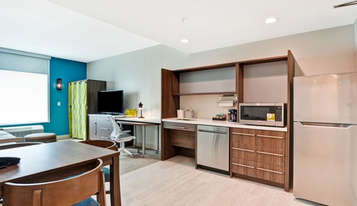 Deluxe Room, 1 King Bed, Accessible (Hearing)