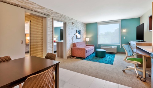 King 1 Bedroom Suite