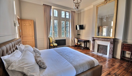 Deluxe Room, Garden View (3)