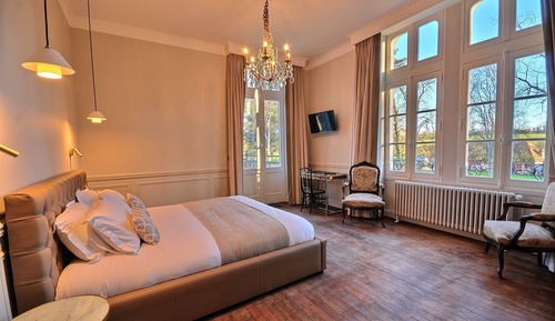 Deluxe Room, Terrace, Garden View (4)