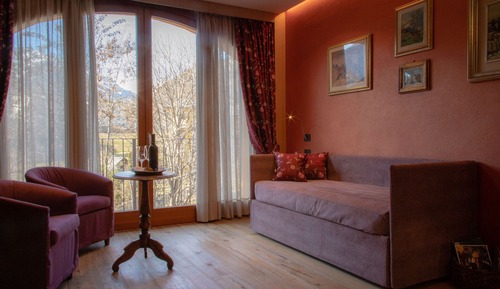 Junior Studio Suite