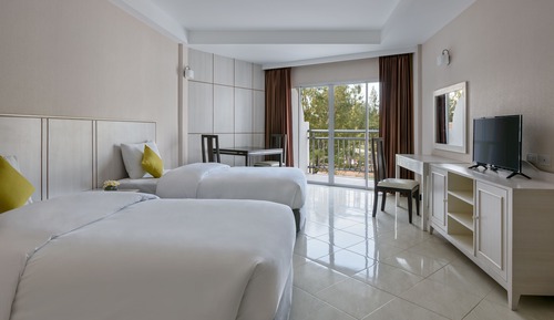 Standard Room, 2 Twin Beds, Garden View