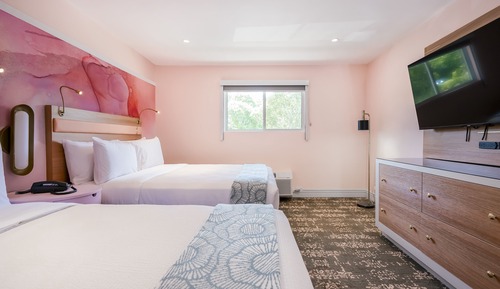 Suite, 1 Bedroom (2 Queen Beds, 2nd Floor)