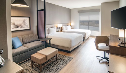 Room, Lake View (2 Queen Beds)