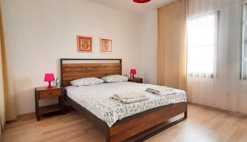 Condo, 2 Bedrooms, Sea View, Garden Area (5 No)