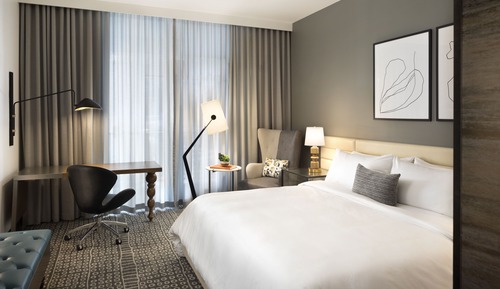Room, 1 King Bed, Balcony