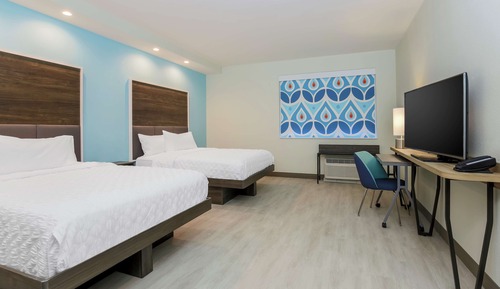 Room, 2 Queen Beds, Accessible (Hearing)