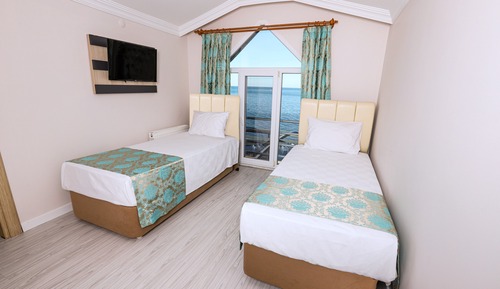 Superior Room, 2 Bedrooms, Sea View